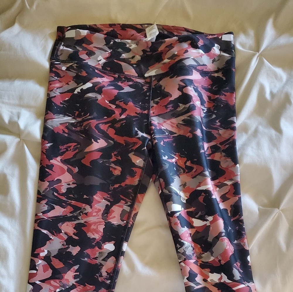 NWOT Fabletics Salar full length leggings